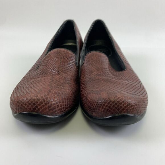 Dansko Olivia Loafer Slip On Wine Purple Leather Snakeskin Comfort Women 40 9.5 - Picture 3 of 14